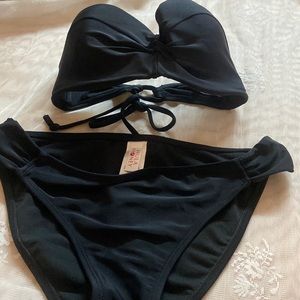 Hula Honey bottom/xhilaration top